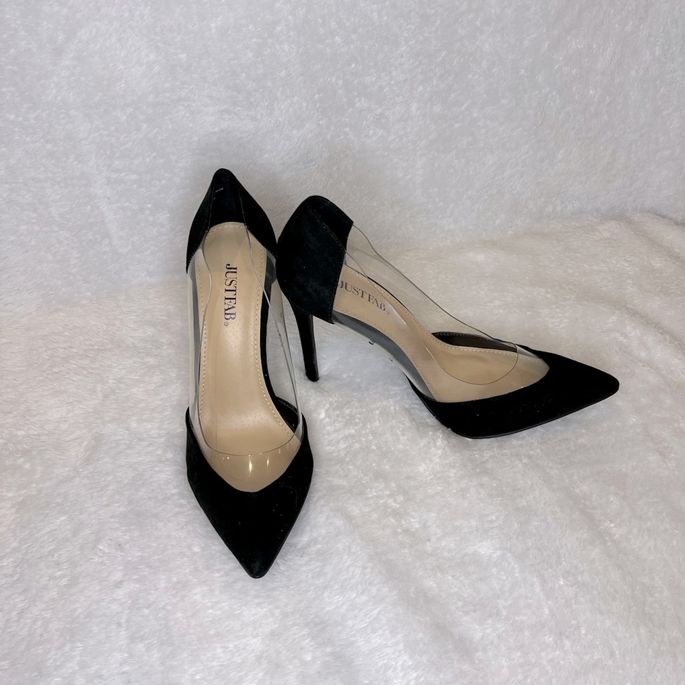 Just Fab black pumps